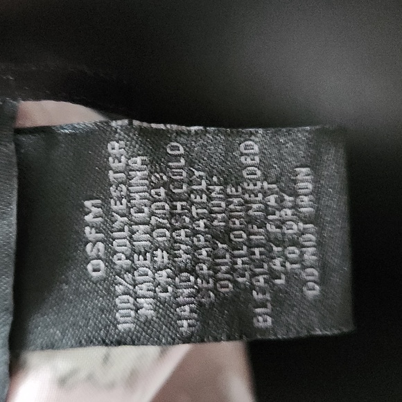 Steve Madden over shoulder scarf - Picture 4 of 4